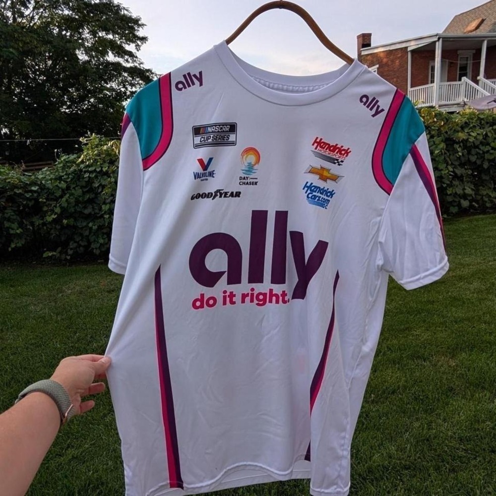 NASCAR Alex‎ Bowman Ally Racing Hendrick Motorsports White Graphic Tee Shirt L